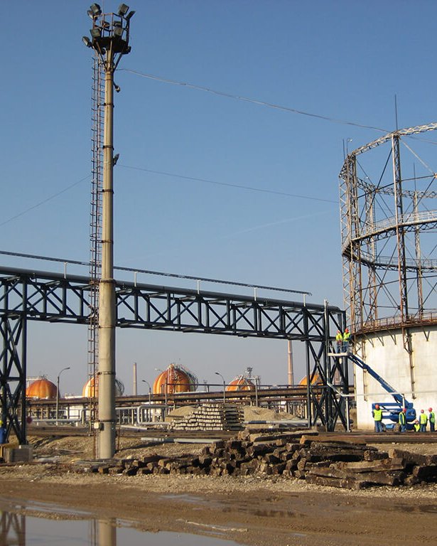 Rafinaria-petrobrazi-2